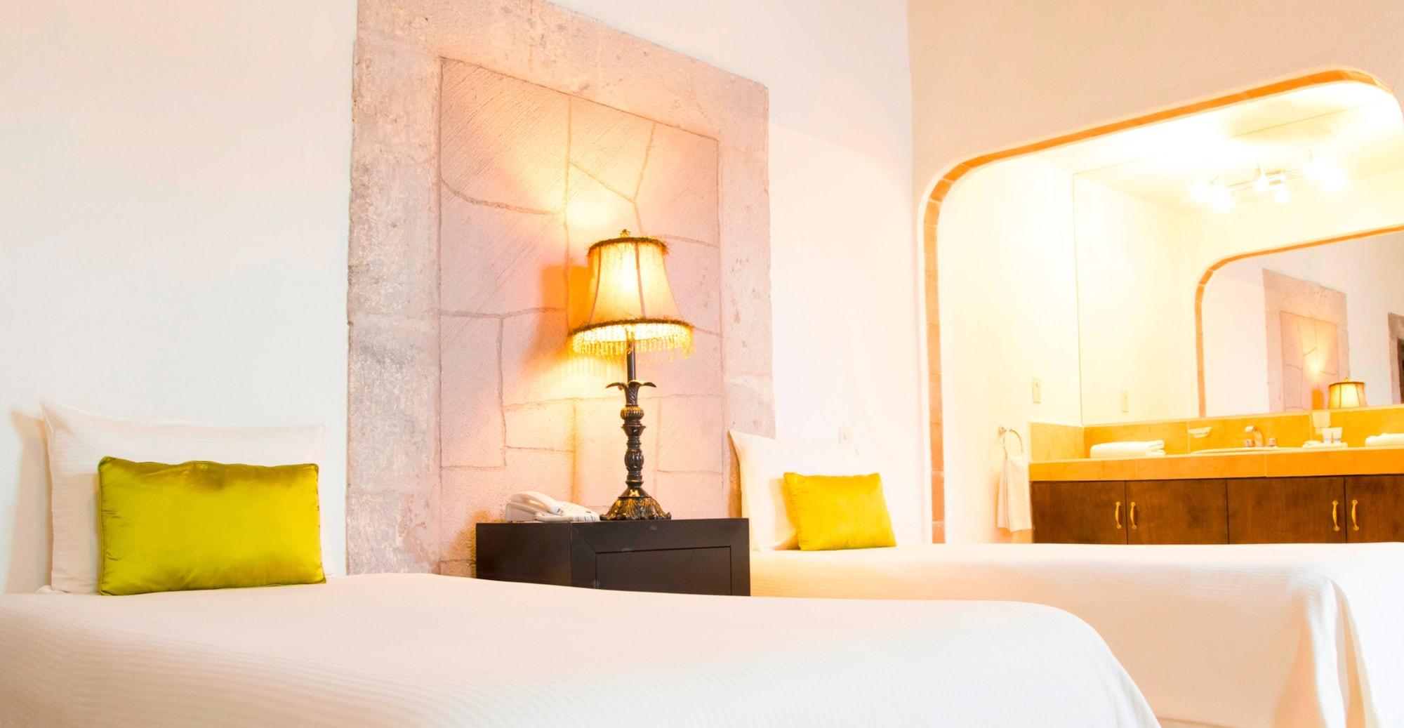 Hotel Expres By Hosting House Morelia Dış mekan fotoğraf
