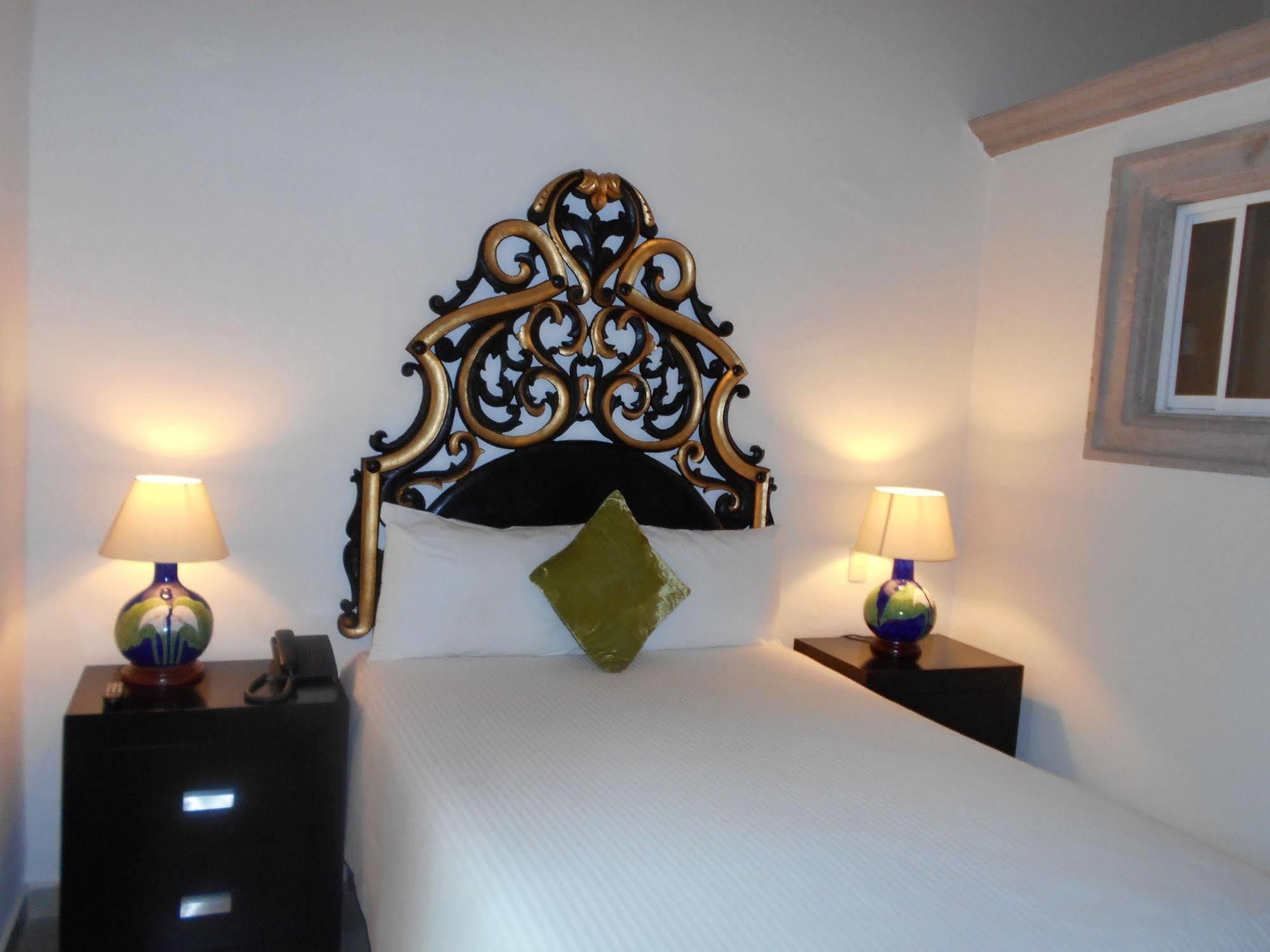 Hotel Expres By Hosting House Morelia Dış mekan fotoğraf