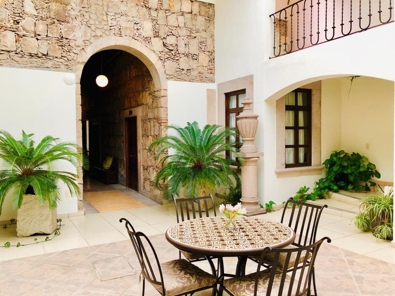 Hotel Expres By Hosting House Morelia Dış mekan fotoğraf