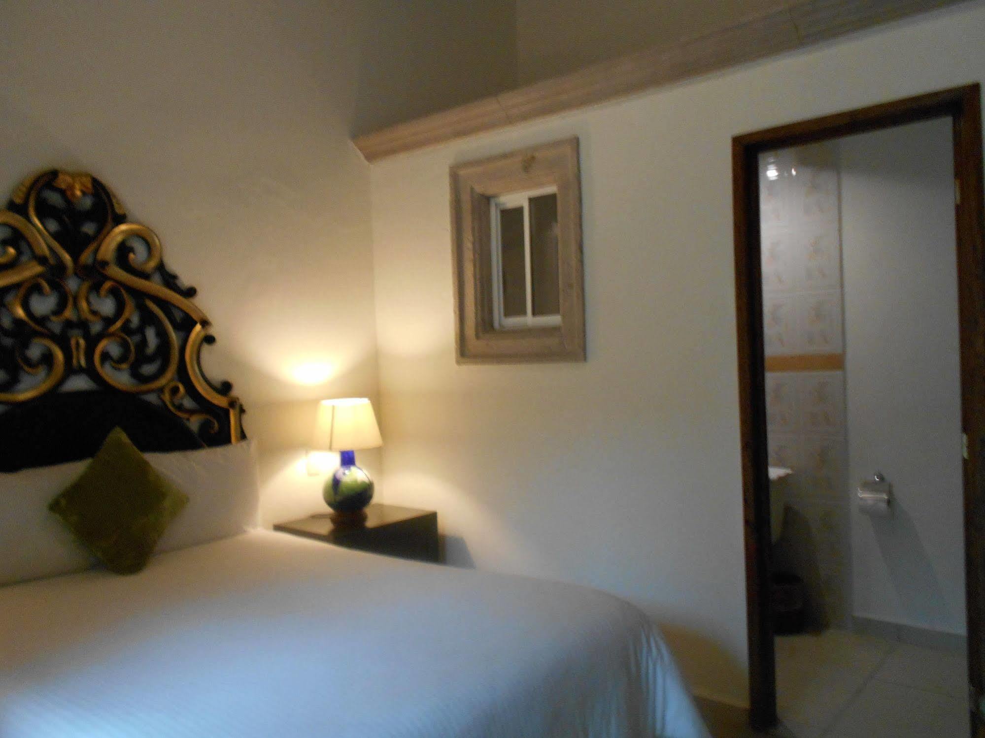 Hotel Expres By Hosting House Morelia Dış mekan fotoğraf